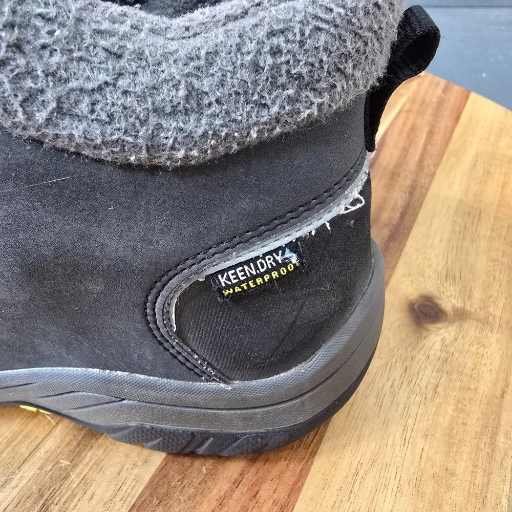 Keen Kootenay III Waterproof Snow Boots BIg Kids Youth Size US 4.5 Gray Outdoors